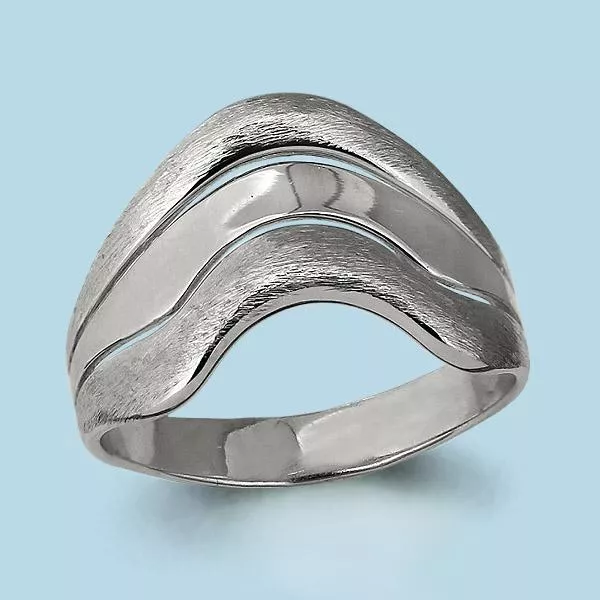 Кольцо из серебра, артикул LV52961