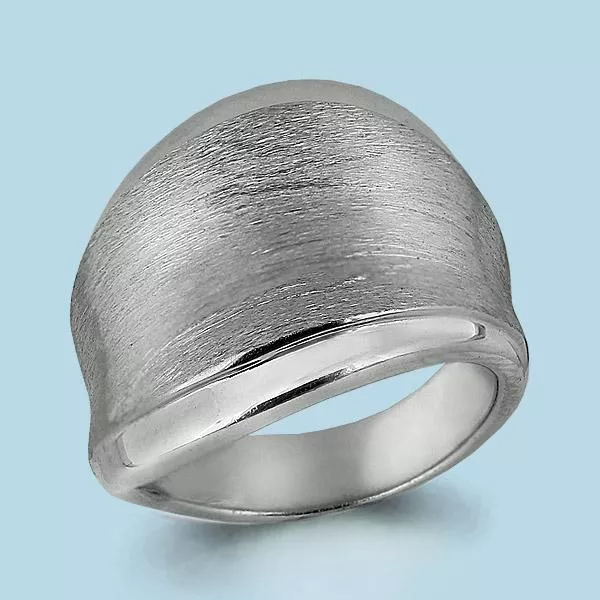 Кольцо из серебра, артикул LV52952