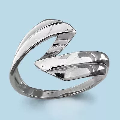 Кольцо из серебра, артикул LV52822