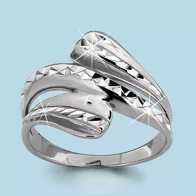 Кольцо из серебра, артикул LV52670