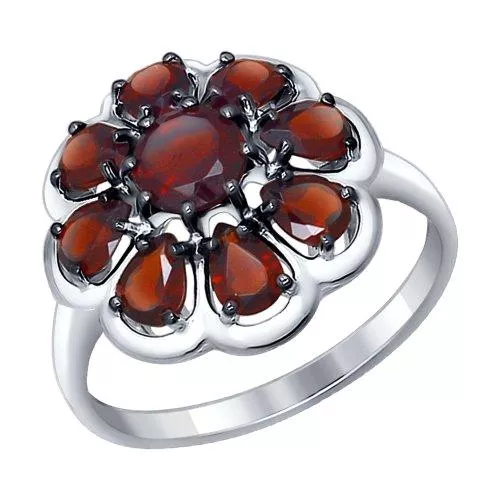 Кольцо из серебра с гранатами