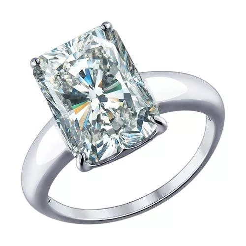 Кольцо из серебра с фианитом