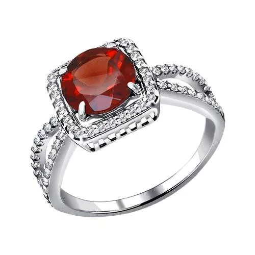 Кольцо из серебра с гранатом и фианитами