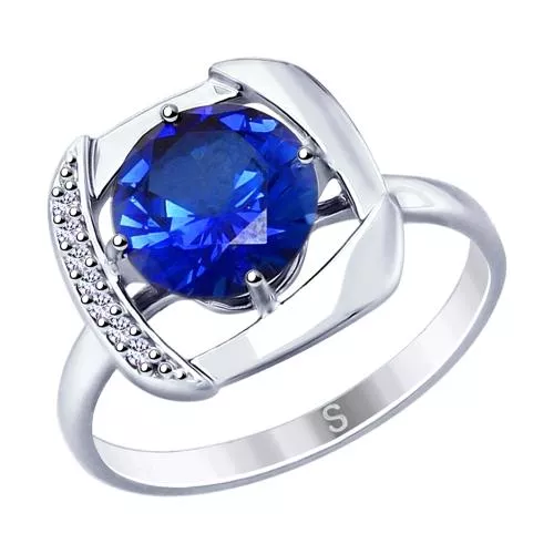 Кольцо из серебра с синим корундом (синт.) и фианитами