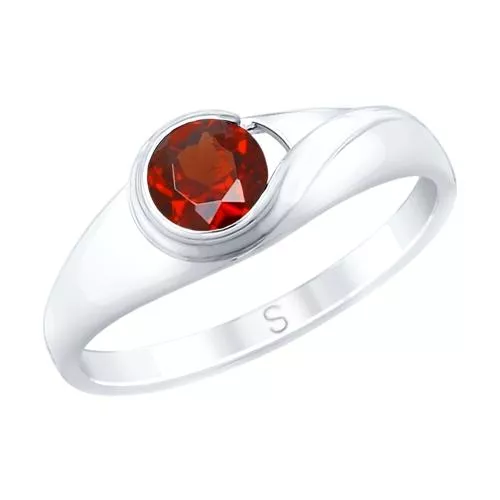 Кольцо из серебра с гранатом