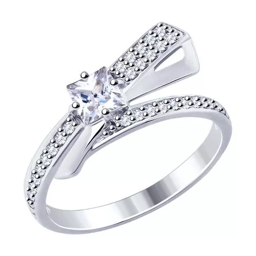 Кольцо из серебра с фианитами