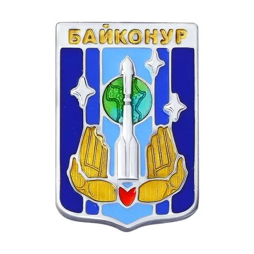 Брошь из золочёного серебра с эмалью