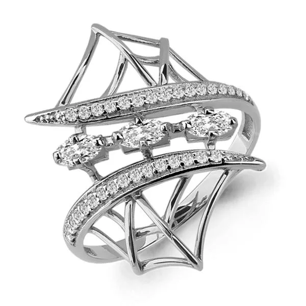 Кольцо из серебра, артикул LV64790А